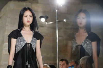 Look 11